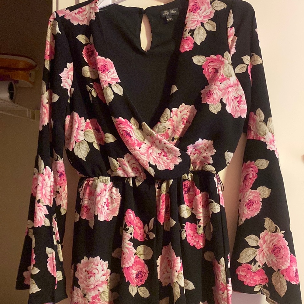 Lily Rose women’s romper dress size small.